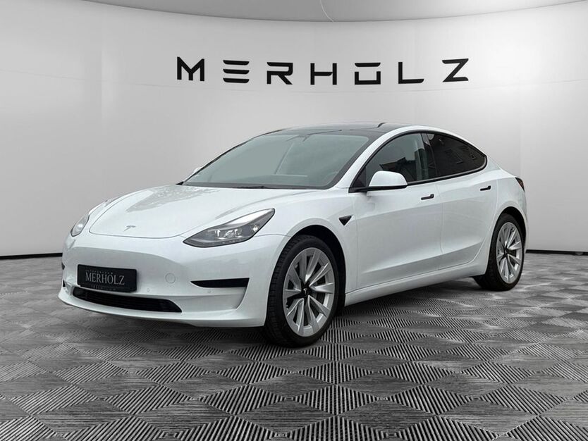 Tesla Model 3 34.165 km 26.990 € Waldfeucht 52525