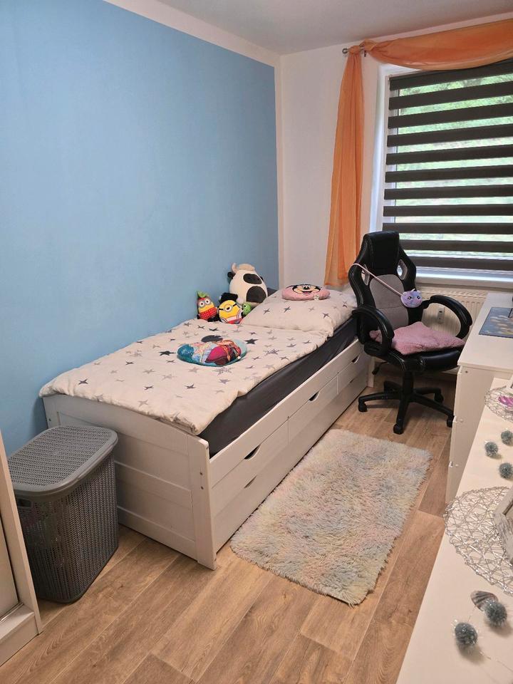 Nachmieter für 4 Raum Wohnung