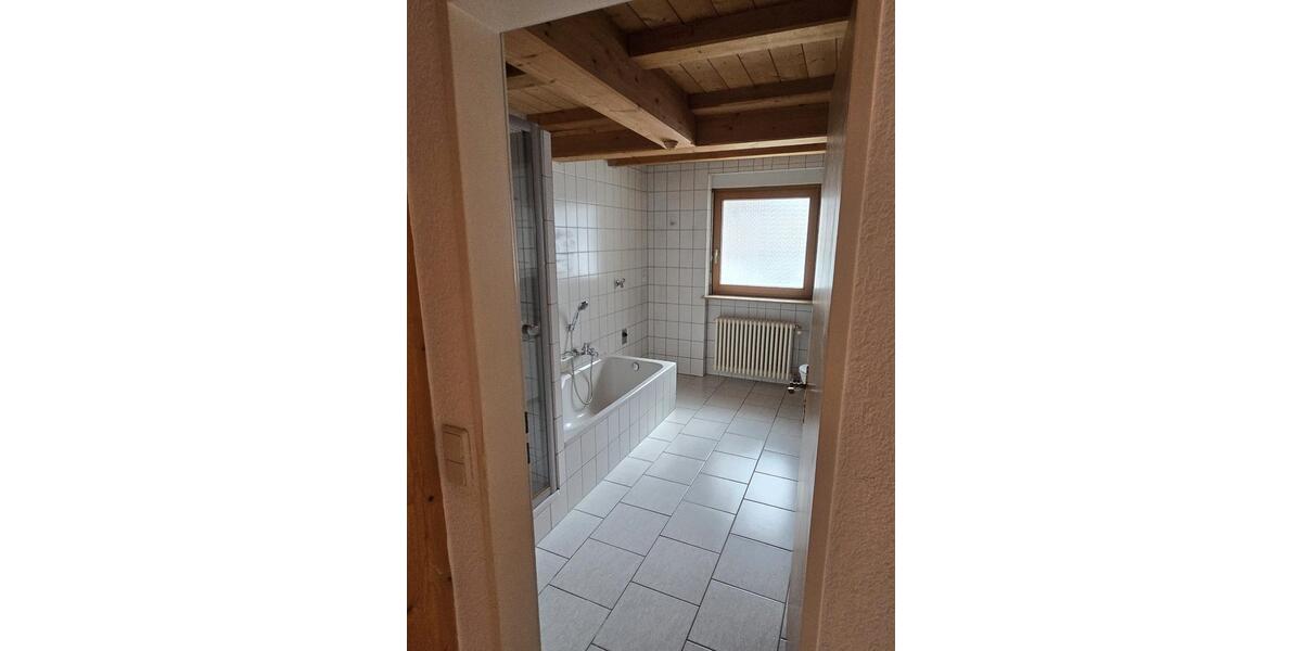 Einfamilienhaus Engen - 15.5 Zimmer, 377 m&sup2;, 660.000&euro; | Angebot:26941474
