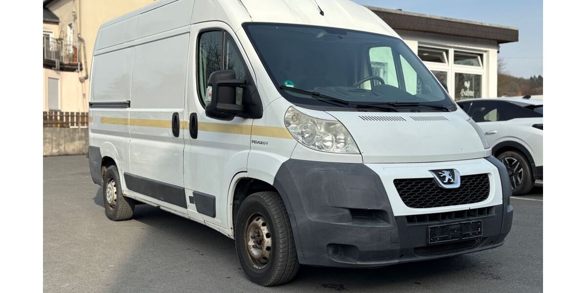 Peugeot Boxer 109.400 km 5.950 &euro; Arnsberg 59823