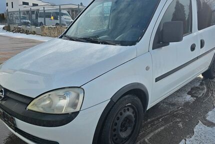 Opel Combo 122.000 km 2.699 &euro; Fulda 36041