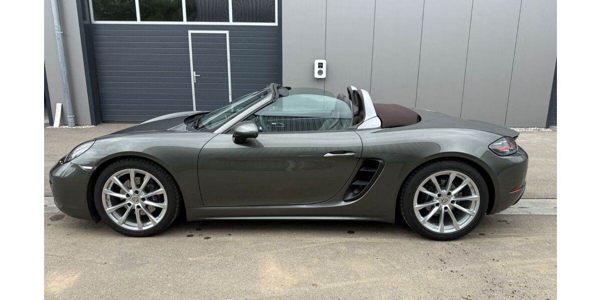 Porsche Boxster 29.000 km 59.900 &euro; Ulm 89075
