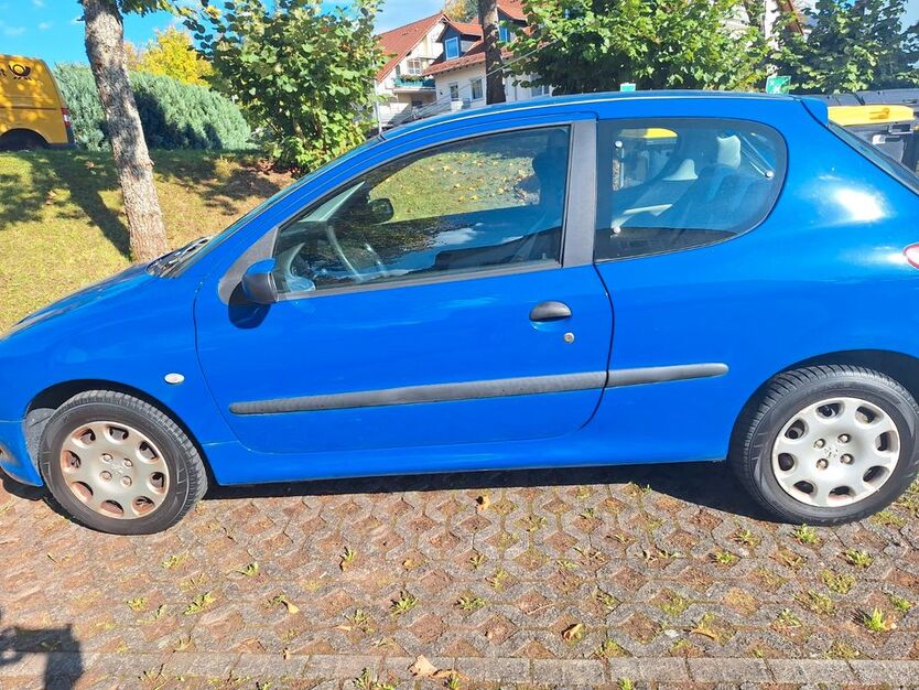Peugeot 206 85.061 km 1.800 € Fulda 36037