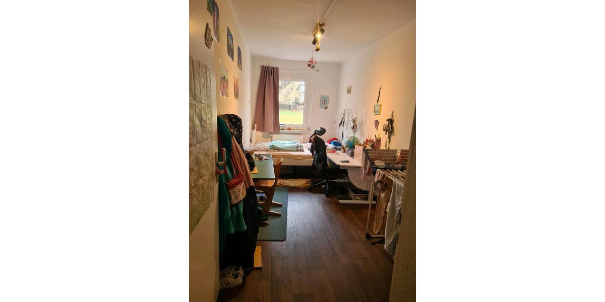 Etagenwohnung Pockau-Lengefeld Lengefeld - 4 Zimmer, 78 m&sup2;, 580&euro; | Angebot:25900556