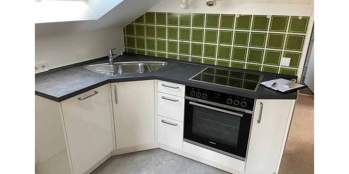 Dachgeschoßwohnung Ochsenfurt - 2.5 Zimmer, 75 m&sup2;, 690&euro; | Angebot:25756846