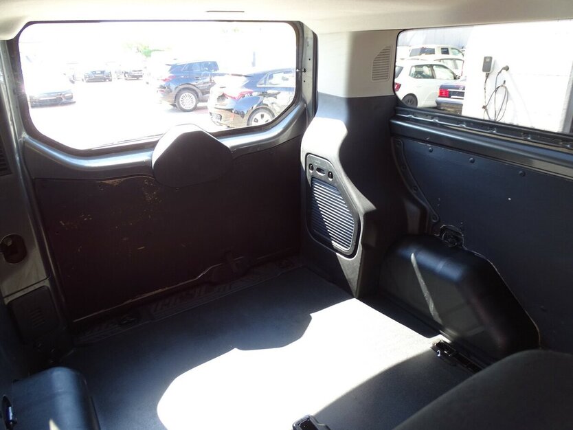Ford Transit Custom 2,0l TDCi 320 L2 Trend Klimaauto., 119.086 km 24.890 € Rodgau 63110