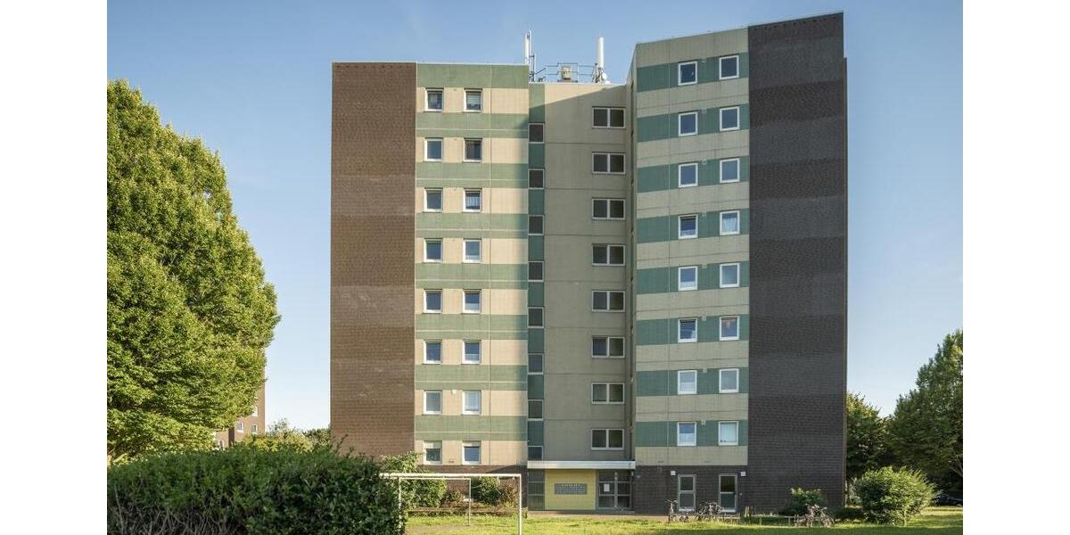Helle 4-ZKB-Balkonwohnung im Hochhaus in Heppens zu vermieten! 4 zimmer