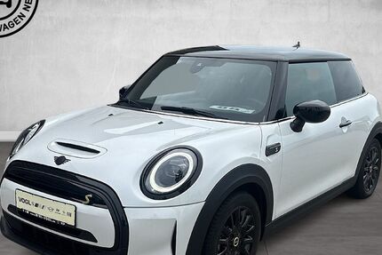 Mini Cooper SE 28.489 km 17.780 € Mühldorf am Inn 84453