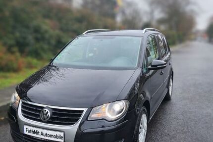 VW Touran 205.000 km 4.390 &euro; Berlin 10623
