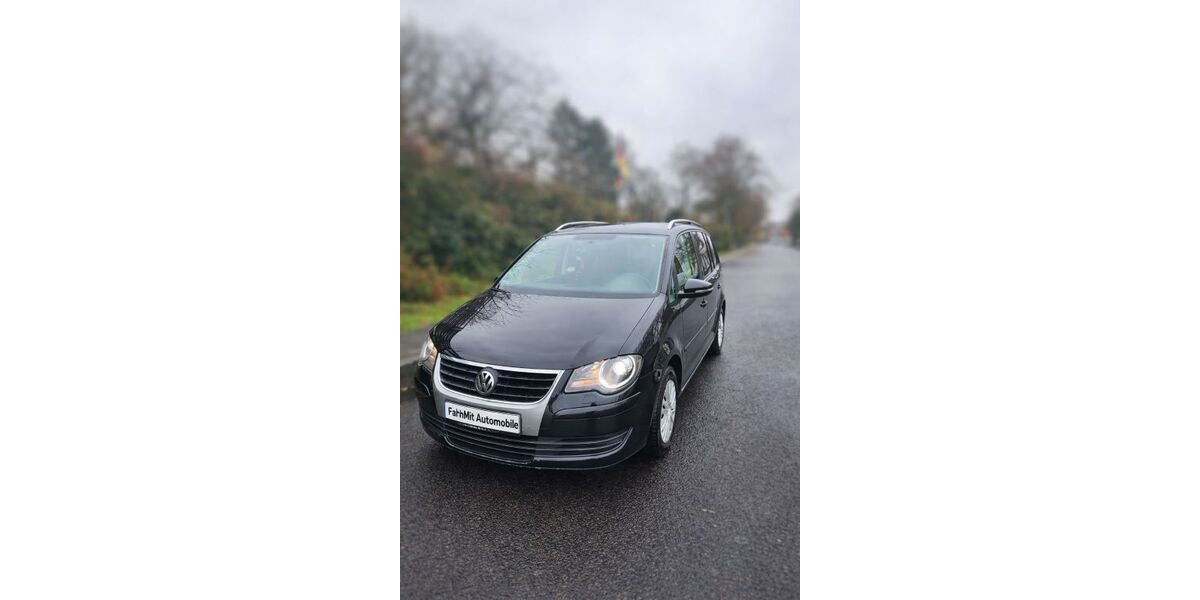 VW Touran 205.000 km 4.390 &euro; Berlin 10623
