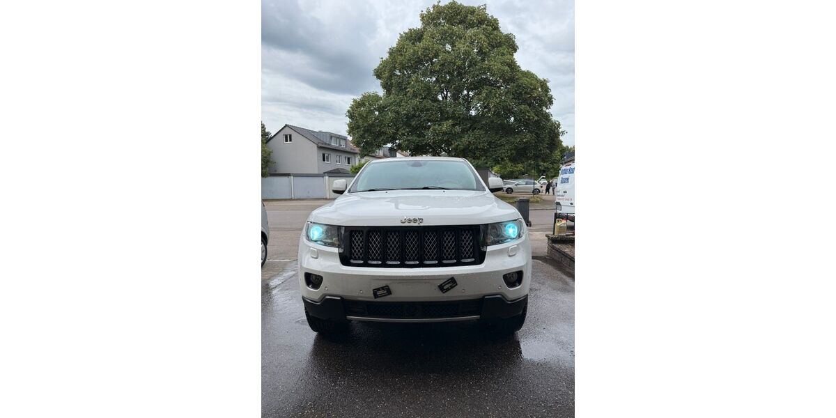 Jeep Grand Cherokee 223.200 km 7.500 &euro; Ettlingen 76275