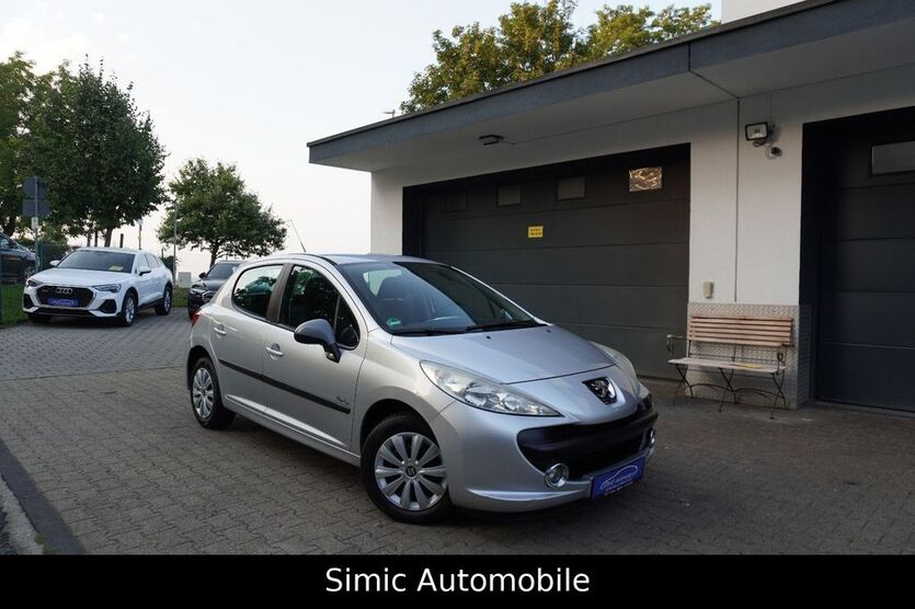 Peugeot 207 141.000 km 2.650 € Owen 73277