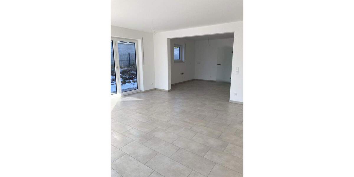 Schönes Reihenendhaus in Donaustauf 5 zimmer