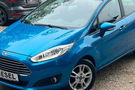 Ford Fiesta 143.805 km 5.999 &euro; Duisburg 47137