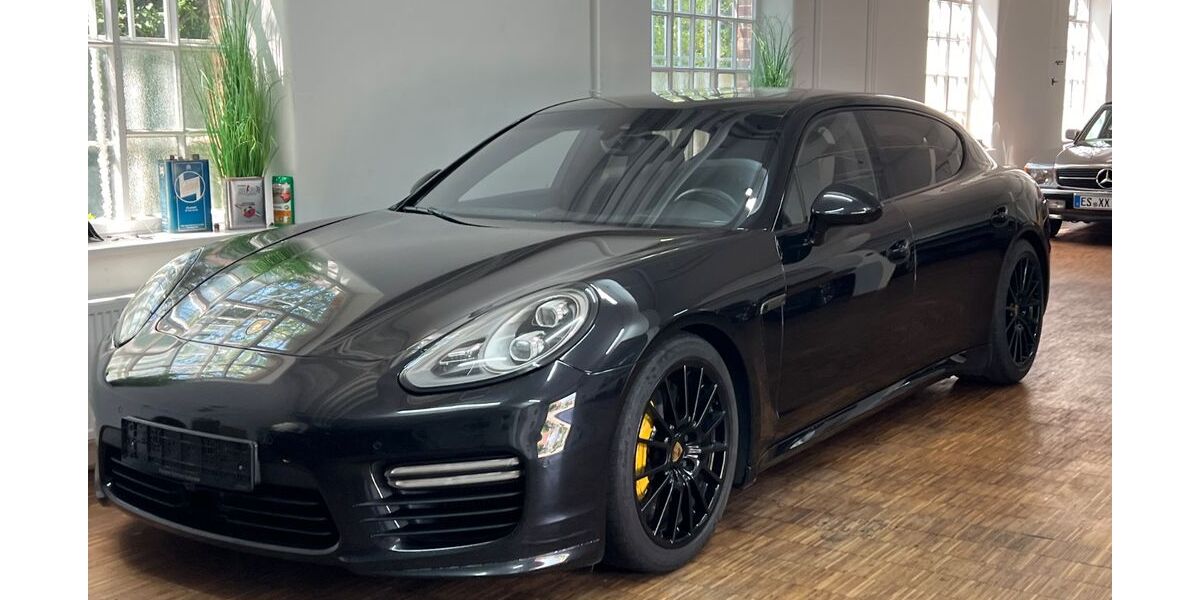Porsche Panamera 212.000 km 29.900 &euro; Frickenhausen 72636