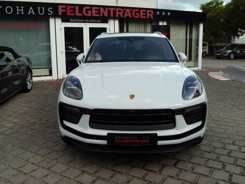 Porsche Macan 18.950 km 69.875 € Spremberg 03130