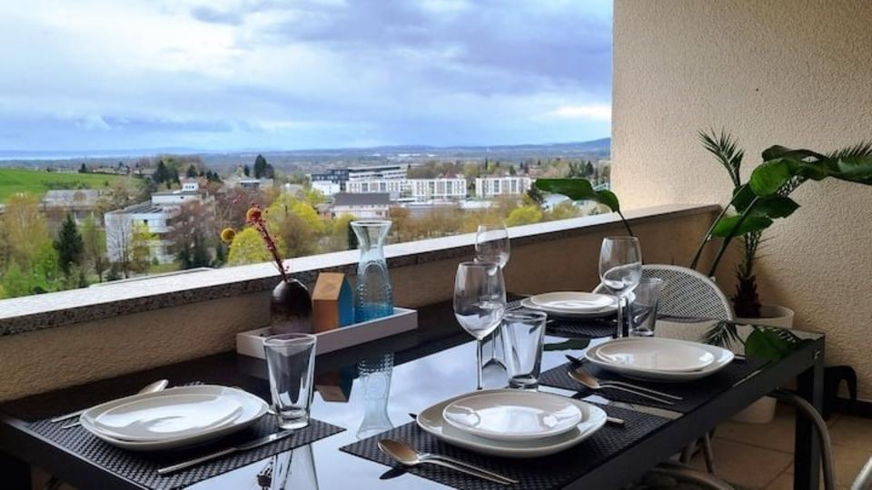 81m² Wohnung mit Seeblick, möbiliert, Mai bis August 2026 3 zimmer