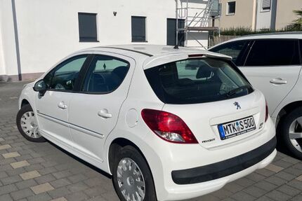 Peugeot 207 119.911 km 3.890 &euro; Flörsheim am Main 65439