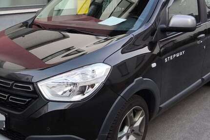 Dacia Lodgy 55.700 km 18.000 &euro; Jugenheim (Seeheim-Jugenheim) 64342