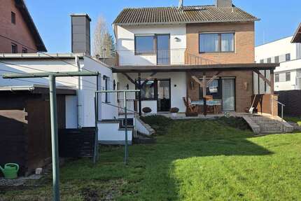 Haus Kreuzau - 4 Zimmer, 128 m&sup2;, 309.000&euro; | Angebot:25278735