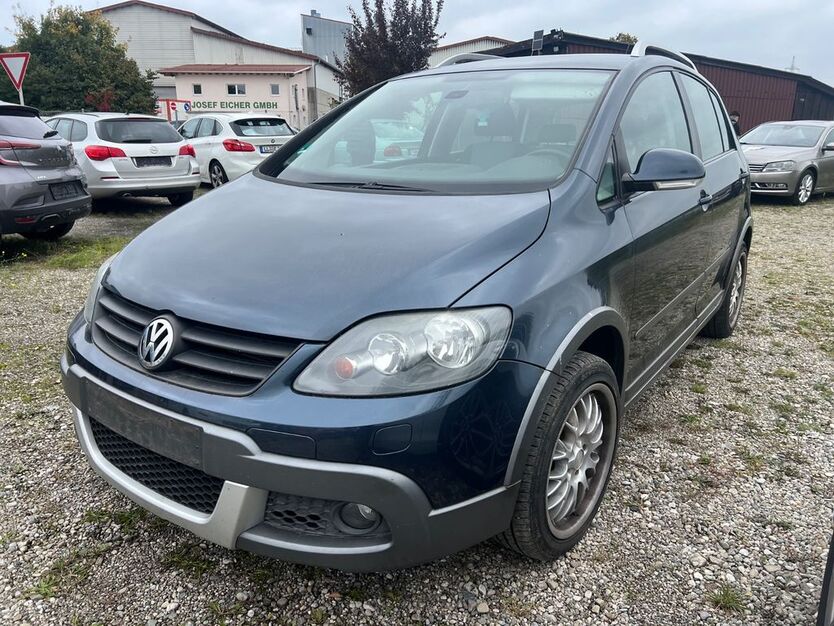 VW Golf 220.000 km 1.650 € Hohenlinden bei München 85664
