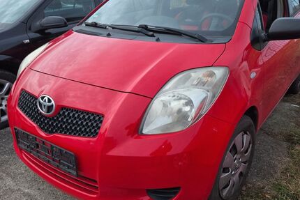 Toyota Yaris 157.000 km 999 &euro; Sandhausen 69207