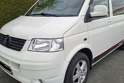 VW T5 Transporter 318.000 km 8.900 &euro; Weiden 92637
