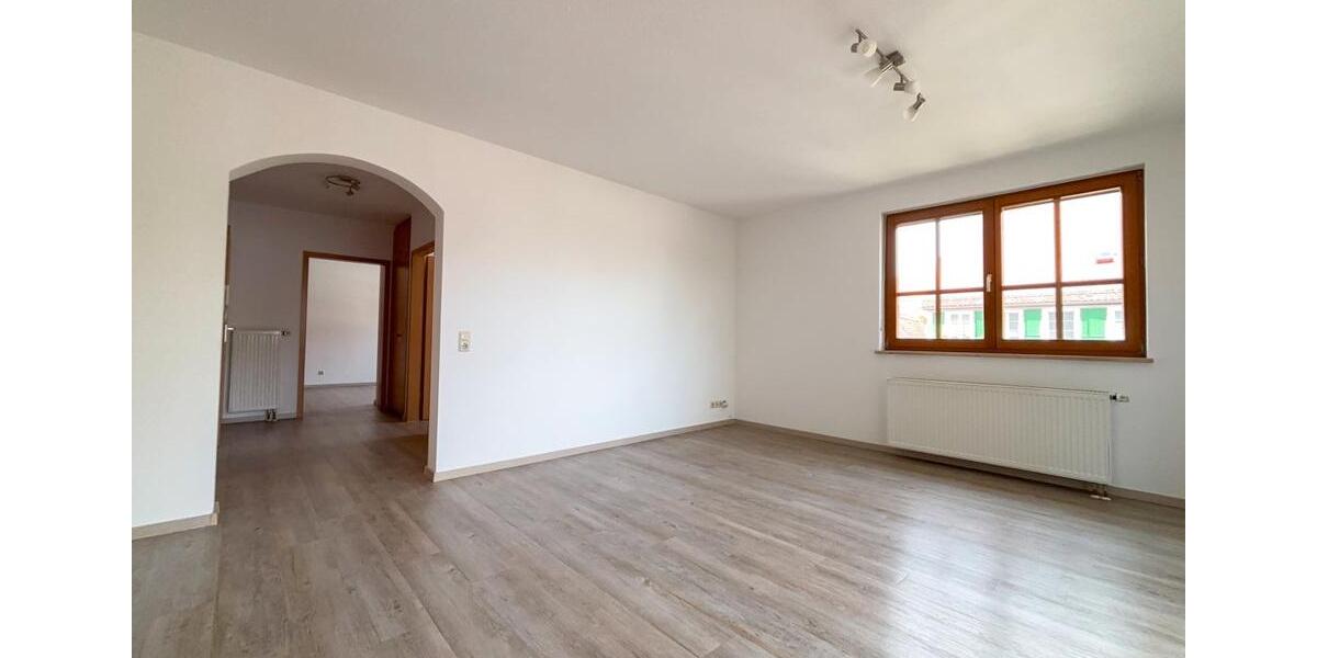 Etagenwohnung Ansbach - 3 Zimmer, 68 m&sup2;, 720&euro; | Angebot:26413570