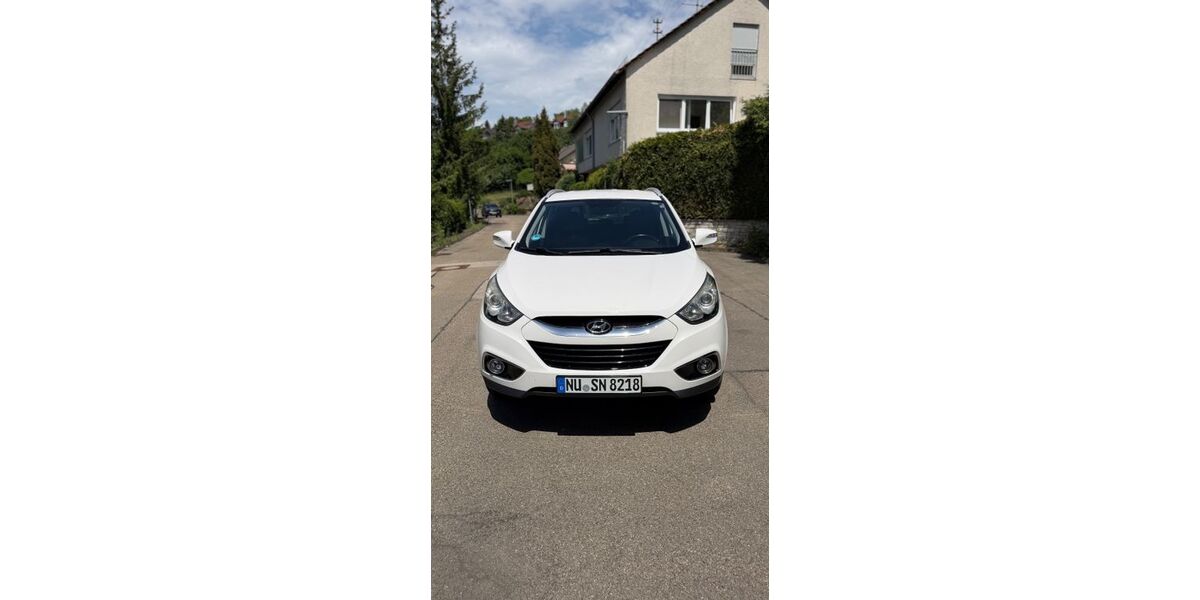 Hyundai ix35 179.000 km 5.800 &euro; Elchingen 89275