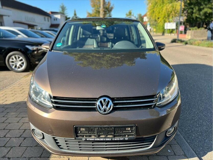 VW Touran Highline1.4 TSI Leder Pano 7-Sitzer 153.000 km 7.490 € Neckarsulm 74172