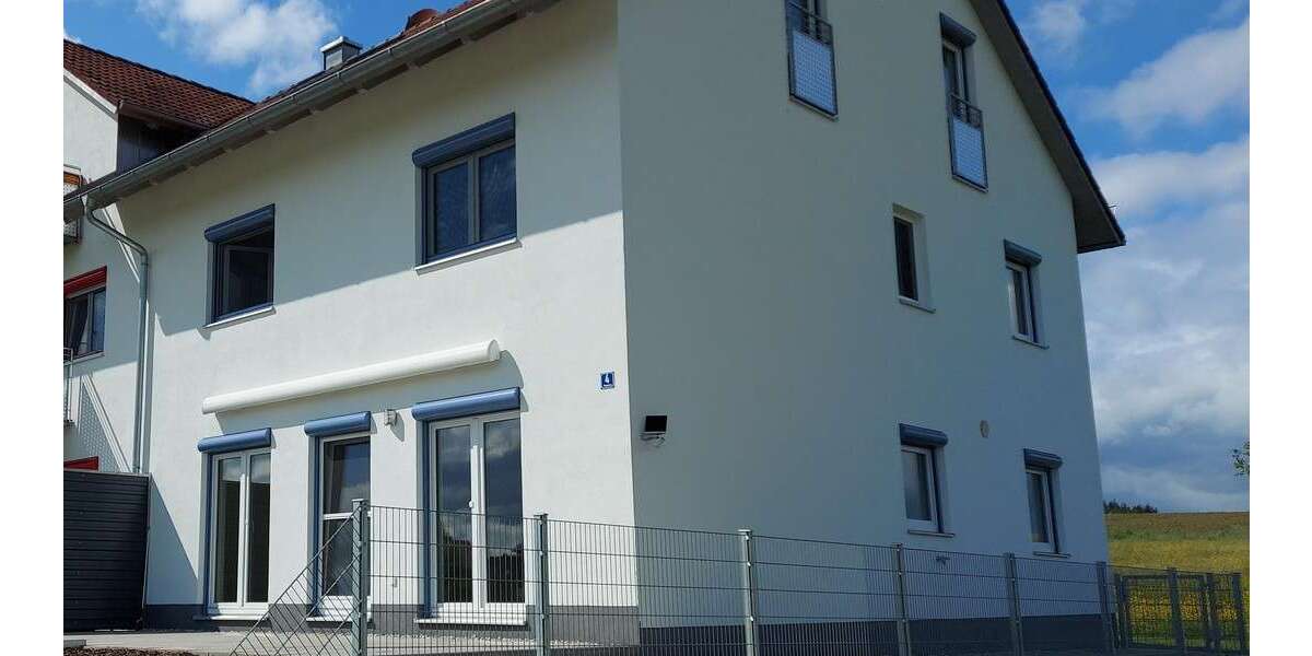 Einfamilienhaus Ettringen - 7 Zimmer, 170 m&sup2;, 1.800&euro; | Angebot:26901363