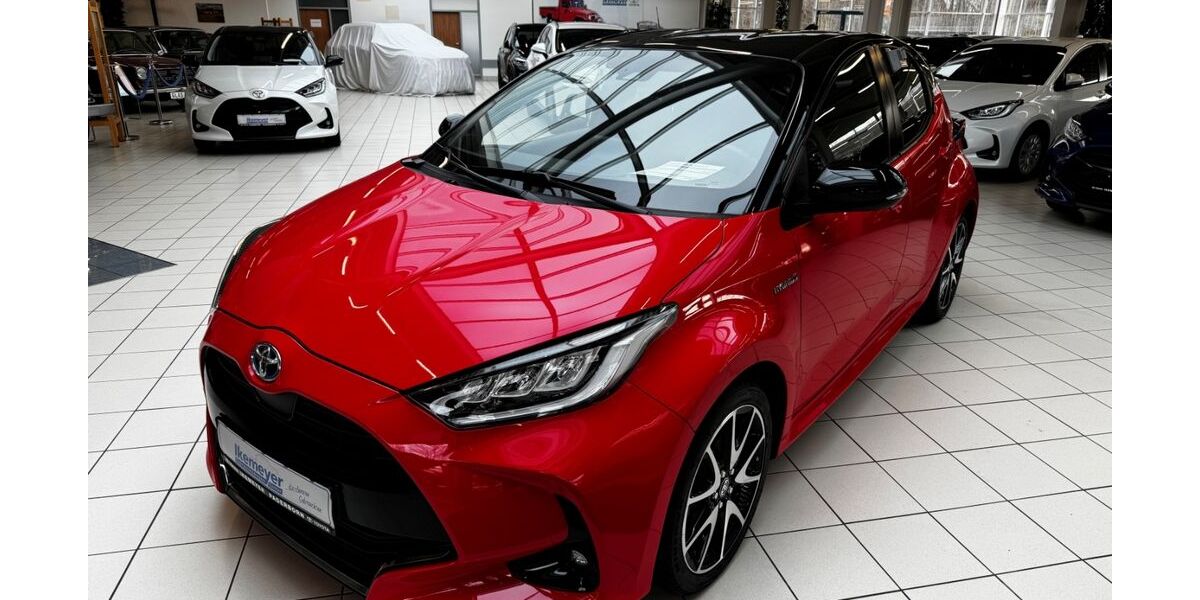 Toyota Yaris 50.000 km 19.890 &euro; Paderborn 33104