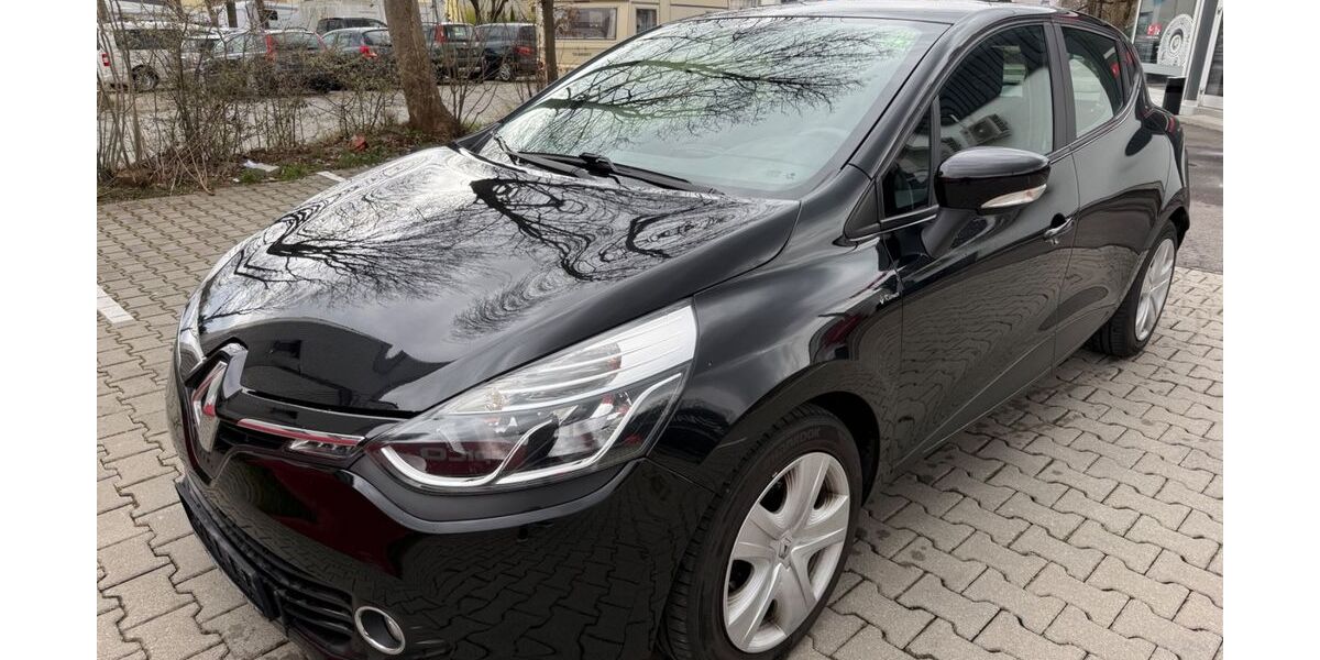 Renault Clio 94.000 km 5.900 &euro; München Trudering-Riem 81825