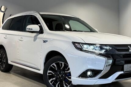 Mitsubishi Plug-in Hybrid Outlander 48.125 km 21.900 &euro; Berlin 12167