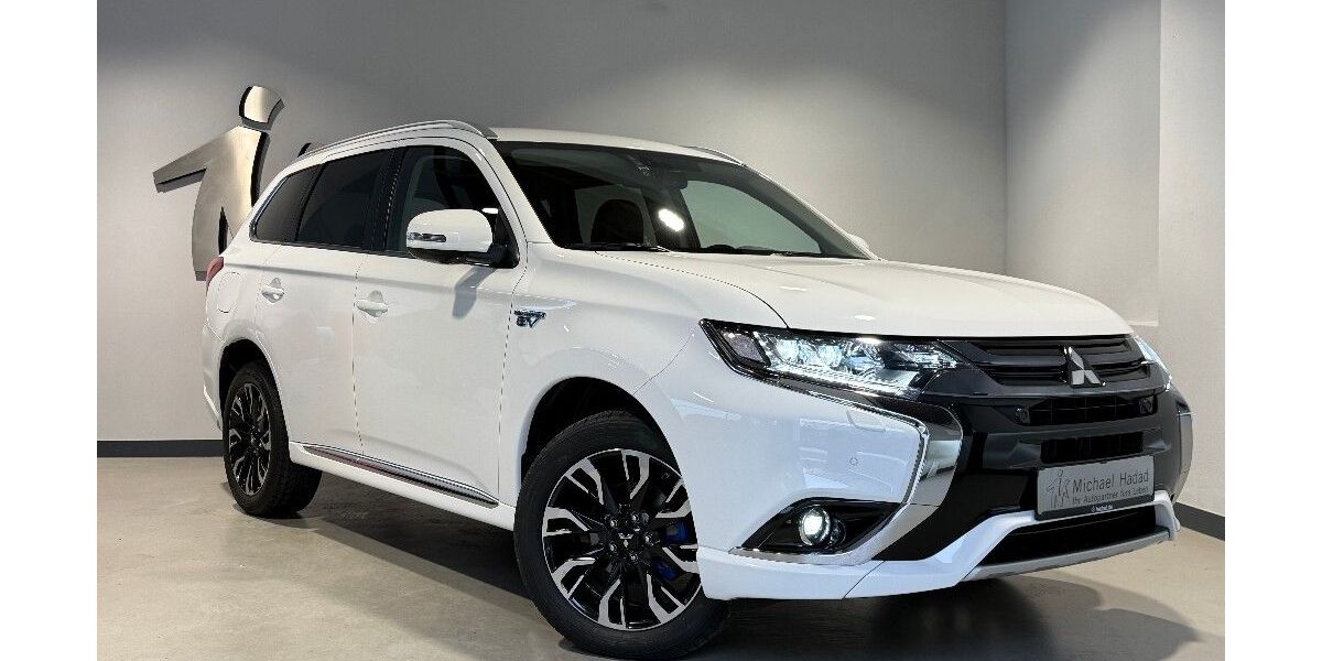 Mitsubishi Plug-in Hybrid Outlander 48.125 km 21.900 &euro; Berlin 12167
