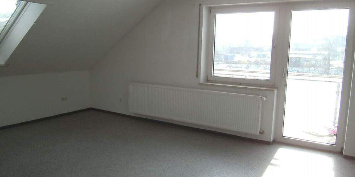 Mehrfamilienhaus, Wohnhaus Sulzbach-Rosenberg Unterschwaig - 8 Zimmer, 250 m&sup2;, 2.060&euro; | Angebot:23518285