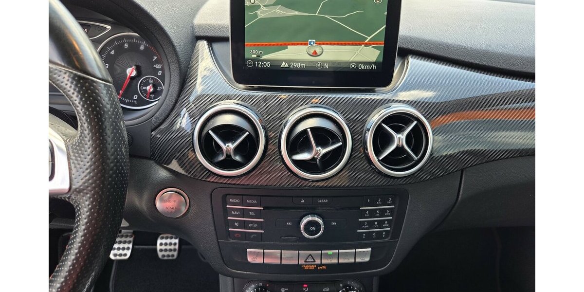 Mercedes-Benz B 200 BlueEfficiency AMG Line Navi/LED 101.724 km 10.500 &euro; Wilsdruff 01723