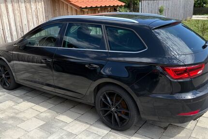 Seat Leon 120.000 km 13.500 &euro; Trostberg 83308