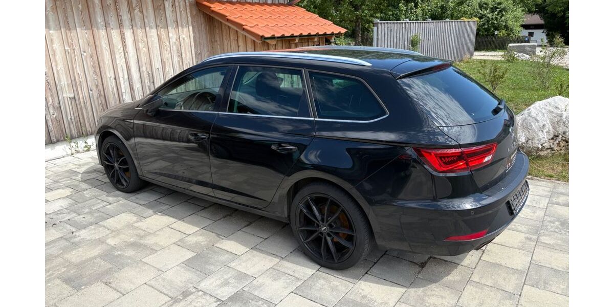 Seat Leon 120.000 km 13.500 &euro; Trostberg 83308
