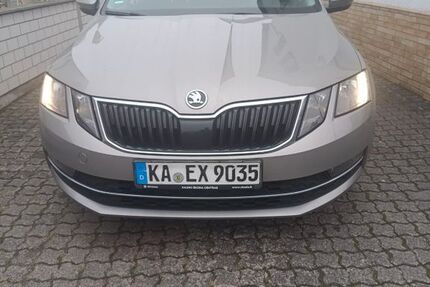 Skoda Octavia 199.000 km 10.591 &euro; Karlsdorf 76689