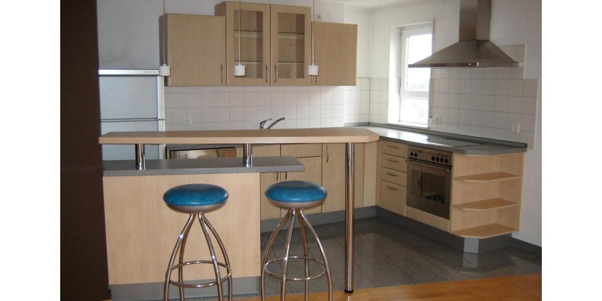 Dachgeschoßwohnung Leingarten - 3.5 Zimmer, 78 m&sup2;, 359.000&euro; | Angebot:26125799