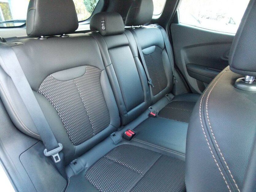 Renault Kadjar ENERGY dCi 110 EDC Limited Limited 98.000 km 10.990 € Rudolstadt 07407