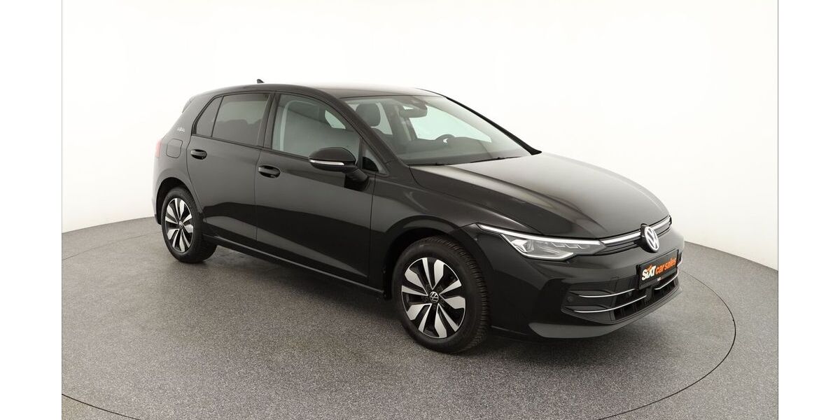 VW Golf 24.627 km 25.880 &euro; Garching 85748