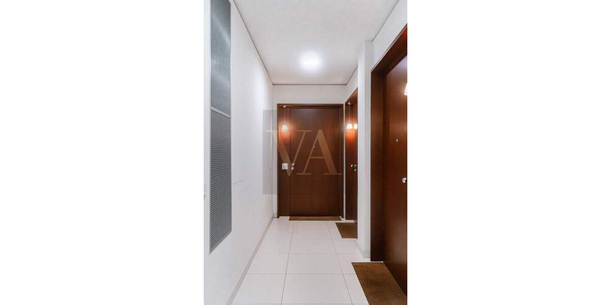 YOO Berlin – Luxuswohnung von Philippe Starck mit Terrasse, Concierge & Wellnessbereich 5 zimmer