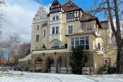 Wohnung Pößneck - 2 Zimmer, 73 m&sup2;, 470&euro; | Angebot:25526004