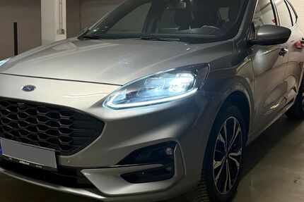 Ford Kuga 30.000 km 21.999 &euro; Hamburg 22175