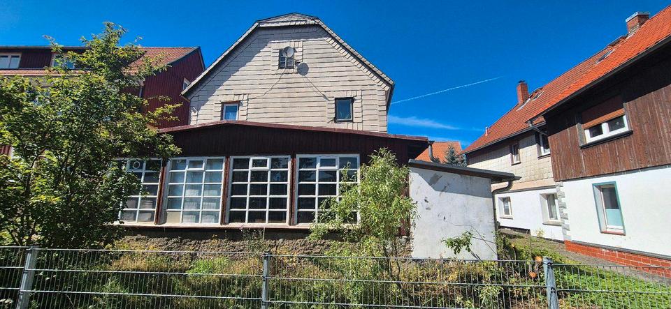Einfamilienhaus Blankenburg (Harz) - 8 Zimmer, 280 m&sup2;, 114.000&euro; | Angebot:27073179