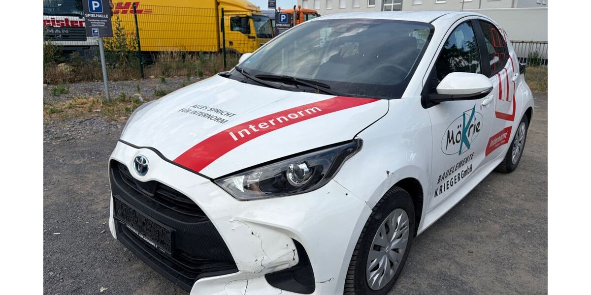 Toyota Yaris 33.863 km 12.990 &euro; Dietzenbach 63128