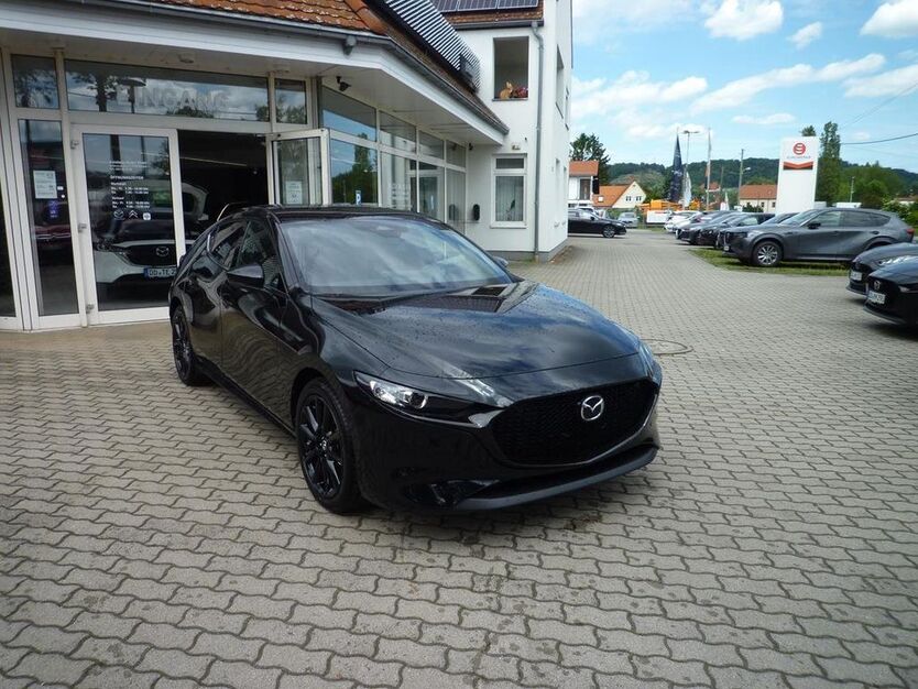 Mazda 3 7.578 km 28.890 € Dresden 01139
