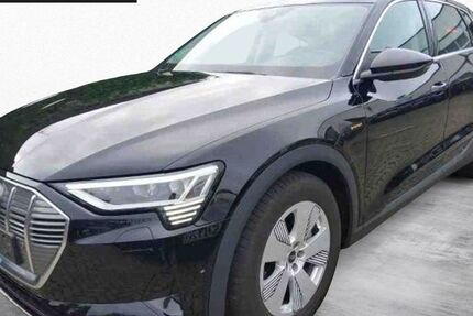Audi e-tron 53.600 km 30.930 &euro; Feldkirchen/Westerham 83620
